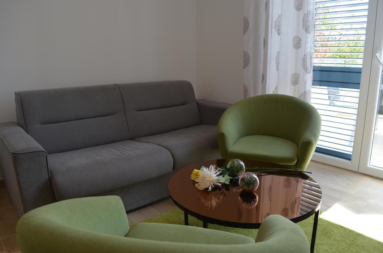 Apartments Korina ซริกเวนิซา ภายนอก รูปภาพ