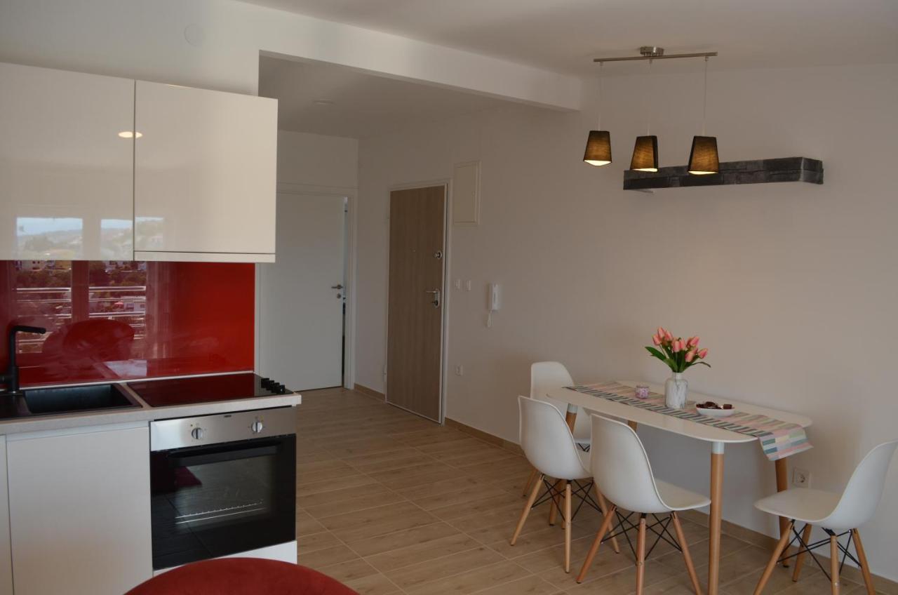 Apartments Korina ซริกเวนิซา ภายนอก รูปภาพ
