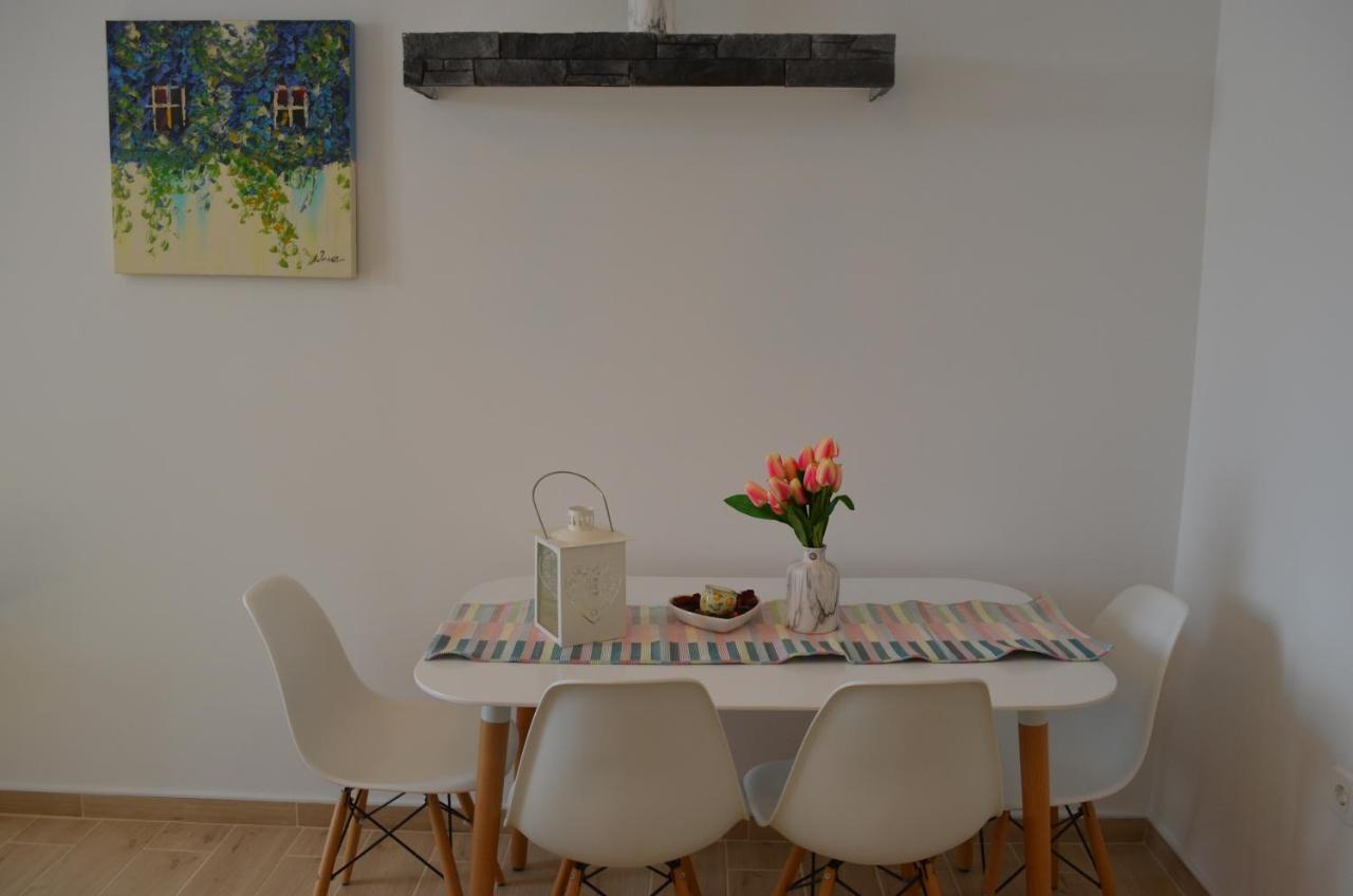 Apartments Korina ซริกเวนิซา ภายนอก รูปภาพ
