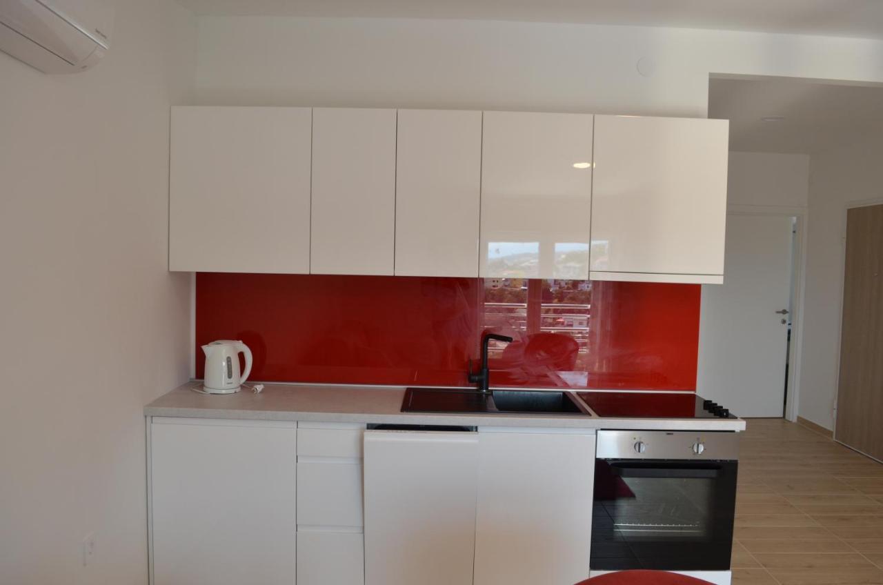 Apartments Korina ซริกเวนิซา ภายนอก รูปภาพ