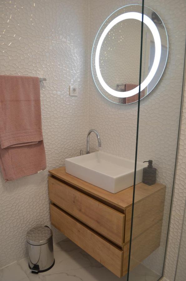 Apartments Korina ซริกเวนิซา ภายนอก รูปภาพ